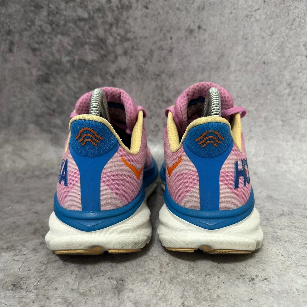 Hoka Clifton 9 Running Shoes Womens Size 8 Pink Cyclamen Sweet Lilac Sneakers